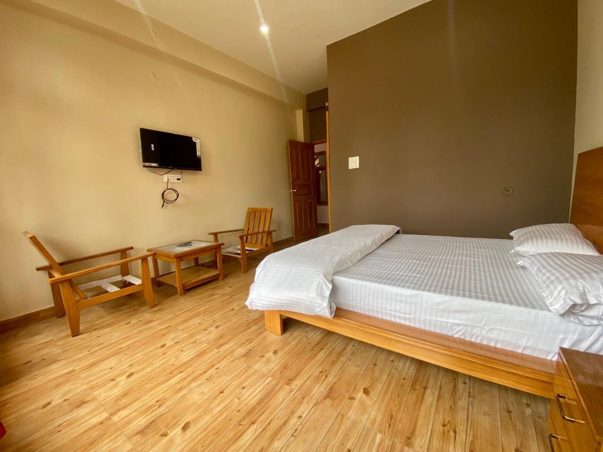 Hotel Mansarovar Inn Munsyari 外观 照片