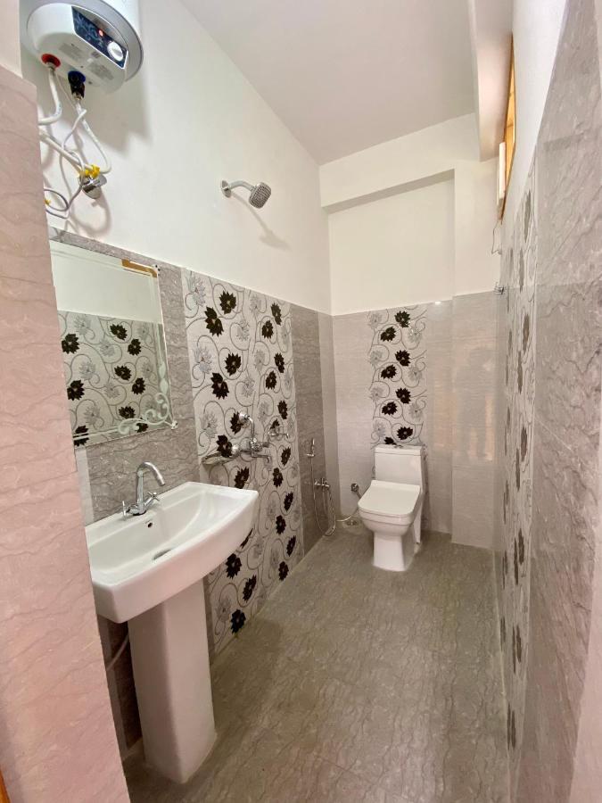 Hotel Mansarovar Inn Munsyari 外观 照片