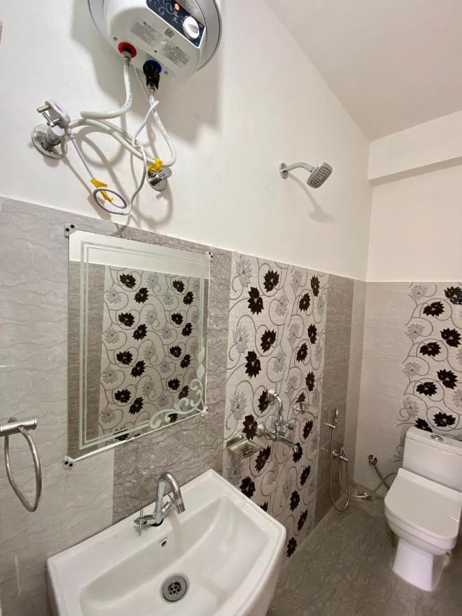 Hotel Mansarovar Inn Munsyari 外观 照片