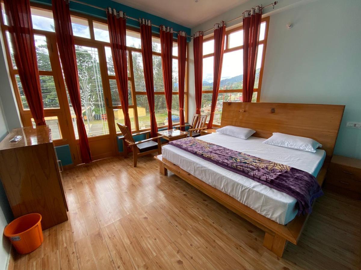 Hotel Mansarovar Inn Munsyari 外观 照片