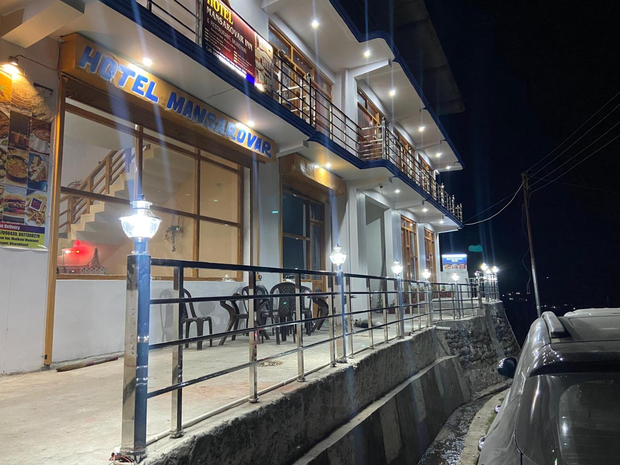 Hotel Mansarovar Inn Munsyari 外观 照片
