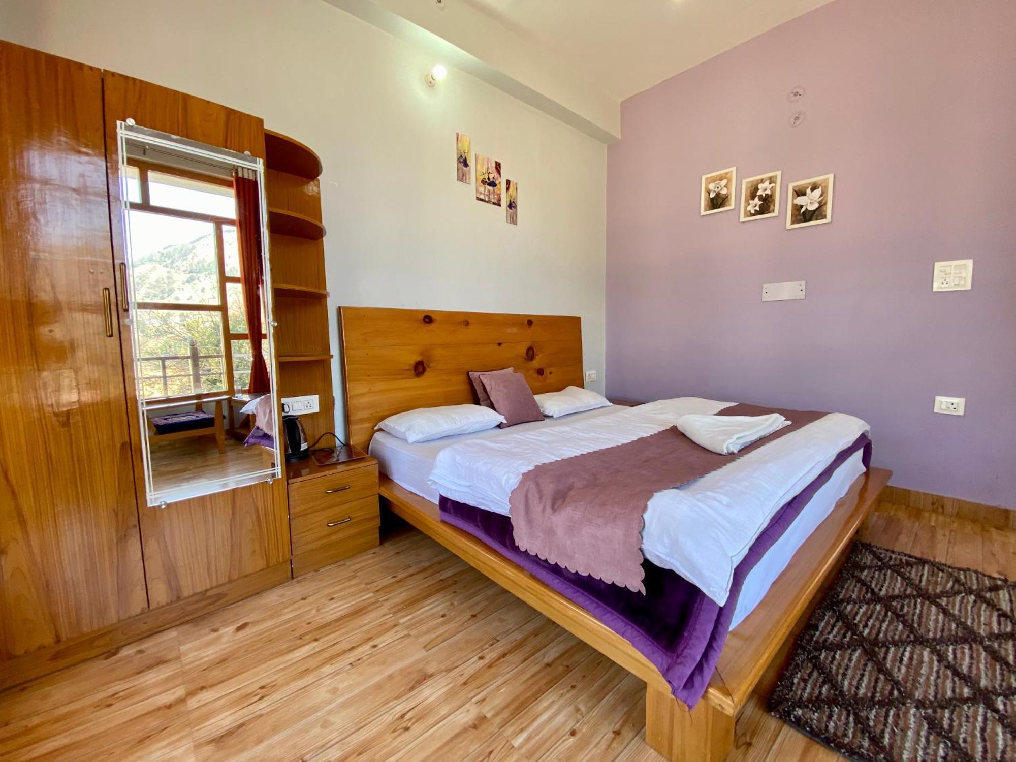 Hotel Mansarovar Inn Munsyari 外观 照片