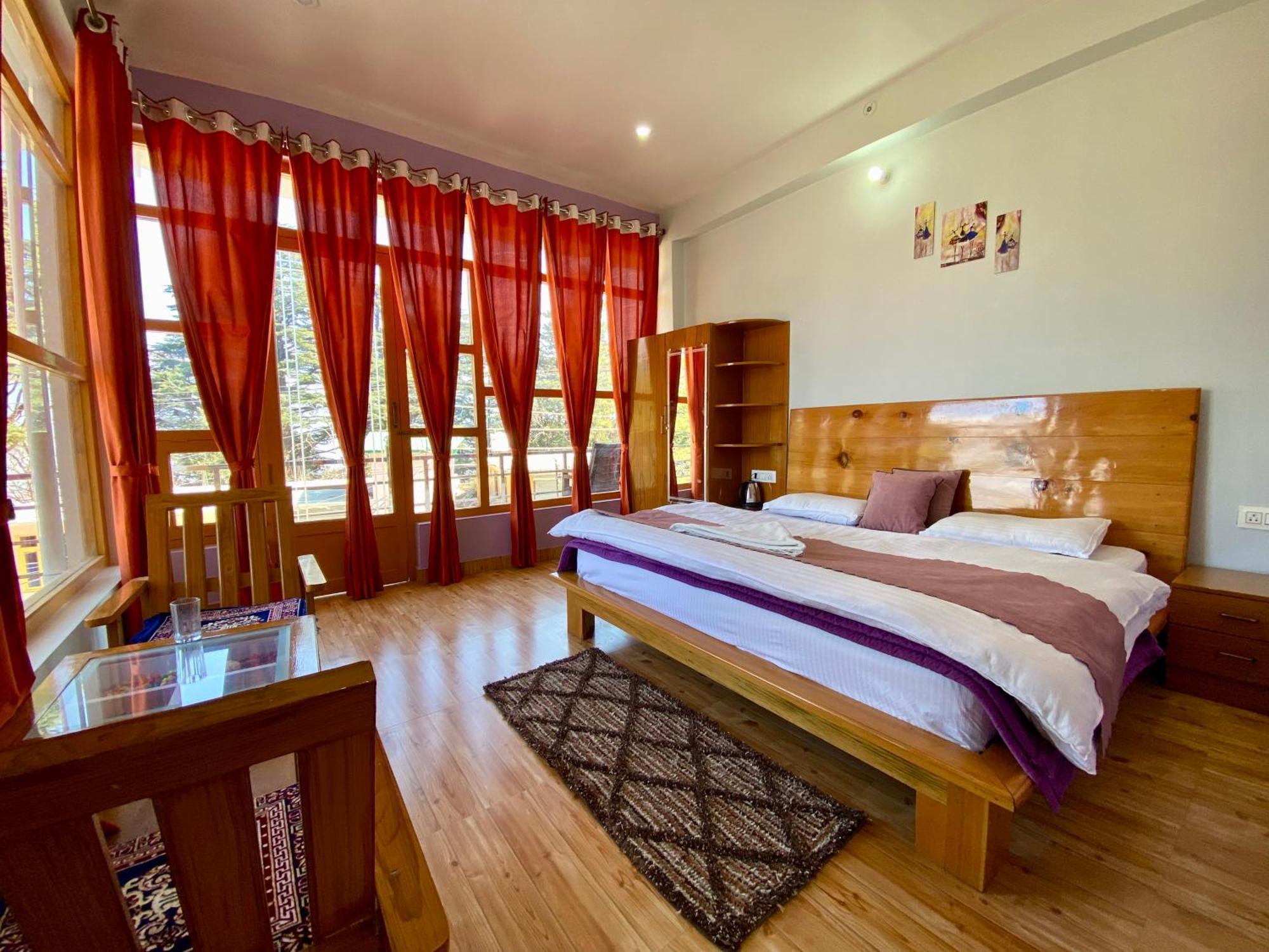 Hotel Mansarovar Inn Munsyari 外观 照片